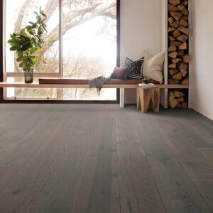 Chic Hardwood | VRR Flooring